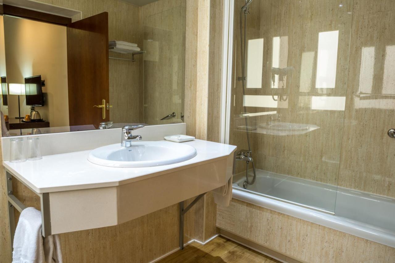 Ramon Berenguer IV Hotell Lleida Exteriör bild